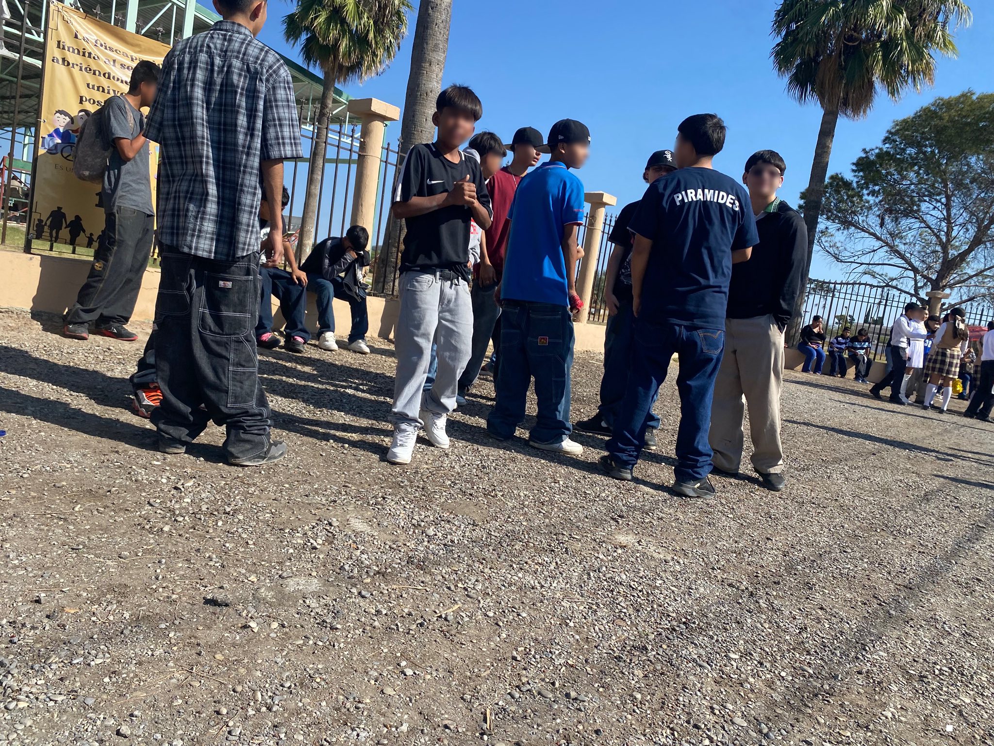 Expulsan de secundaria a dos alumnos por pleito