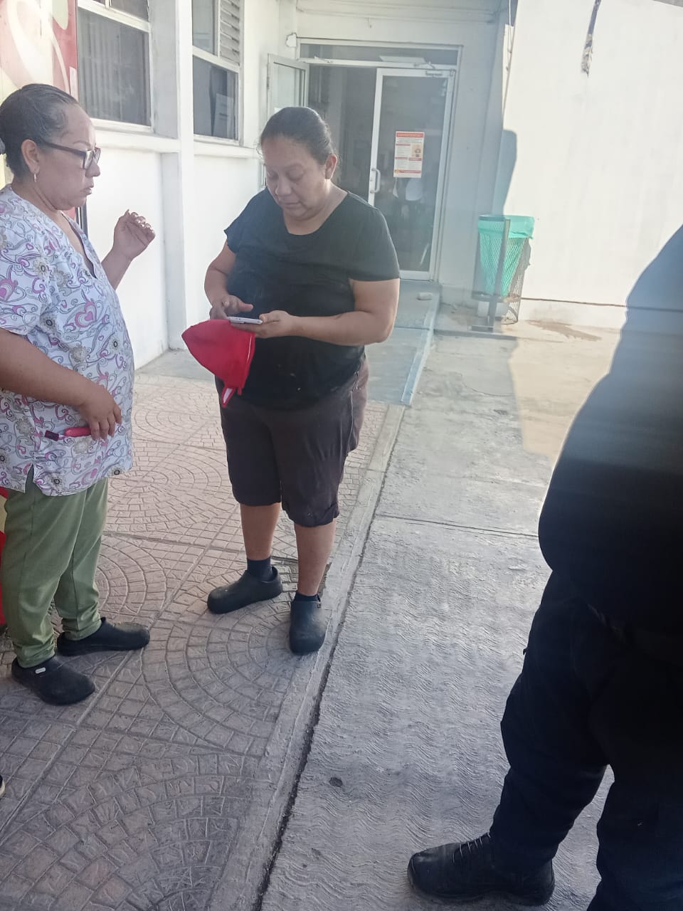 Alumna de secundaria intenta quitarse la vida  