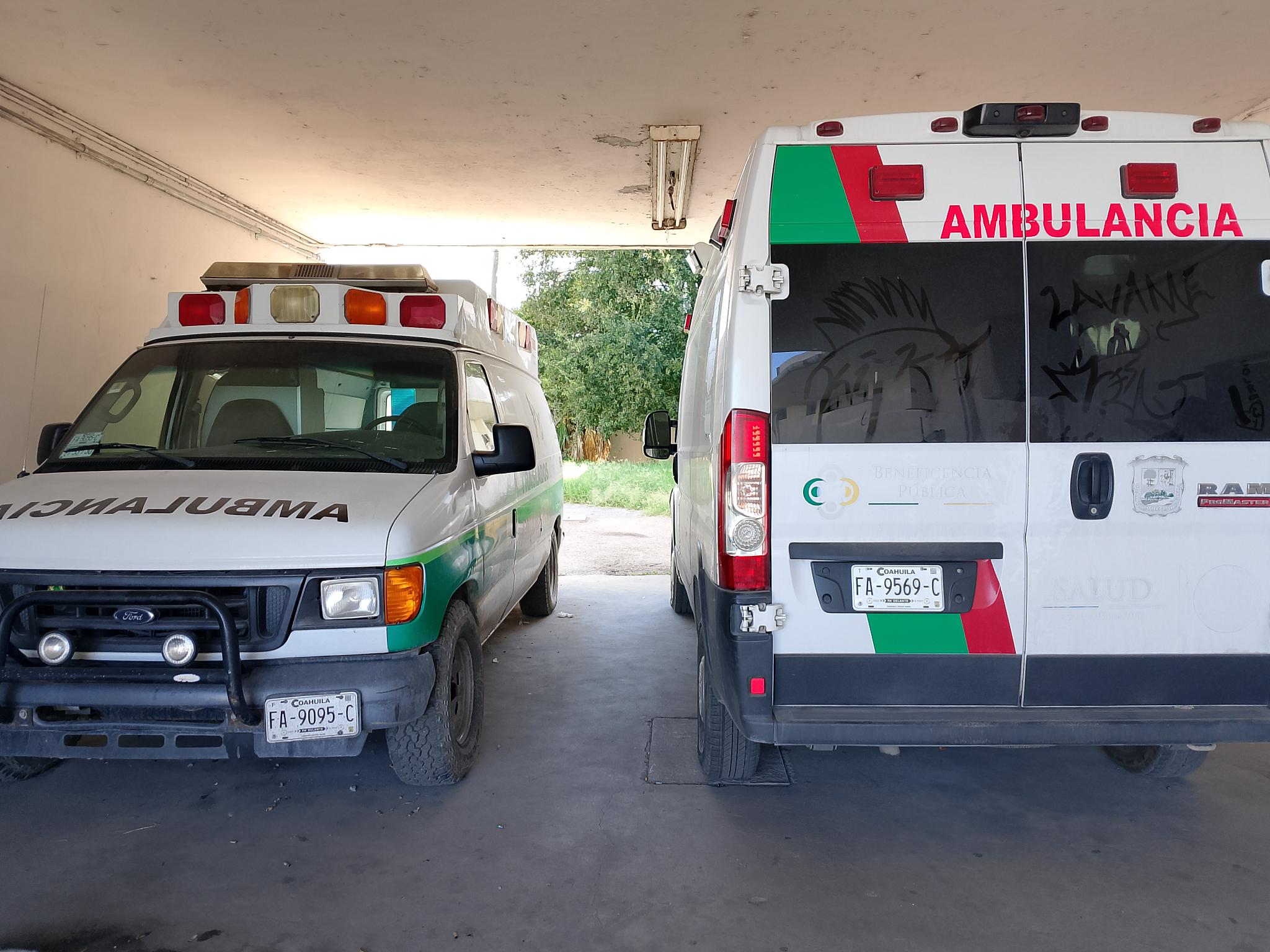 Accidente en avenida deja a motociclista lesionado