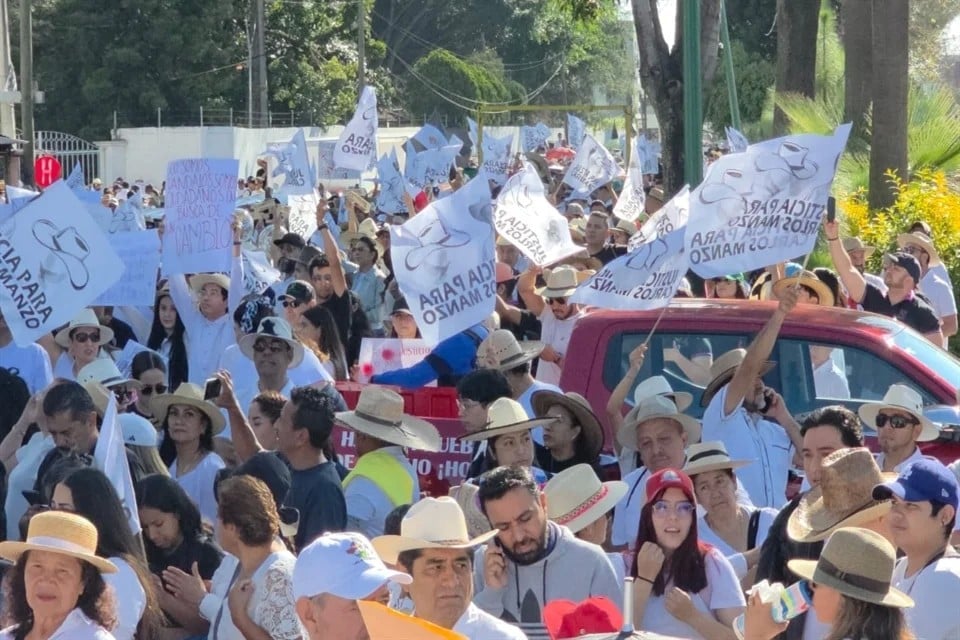 MARCHAN POR LA PAZ