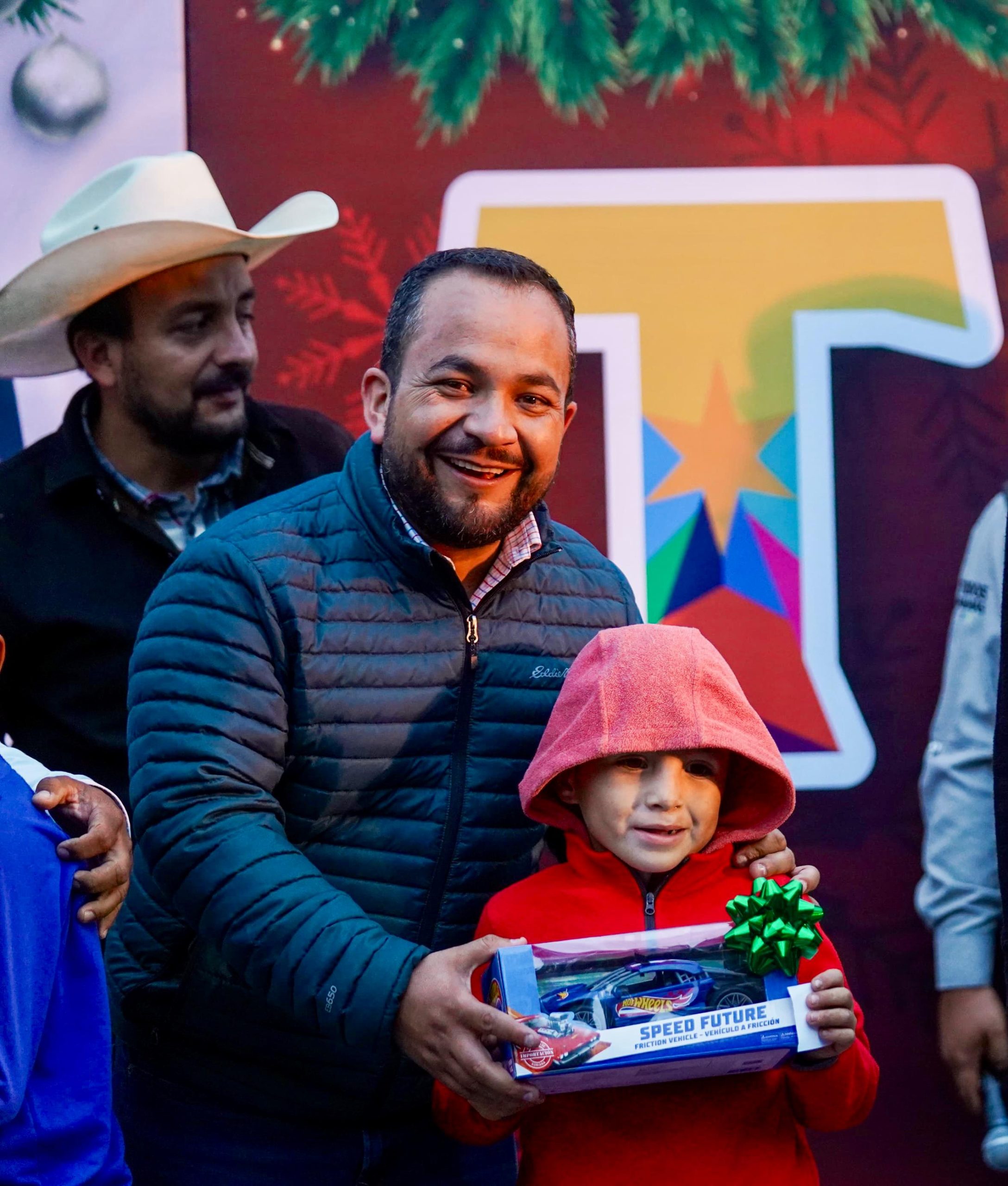 Fomentan con posadas tradiciones navideñas