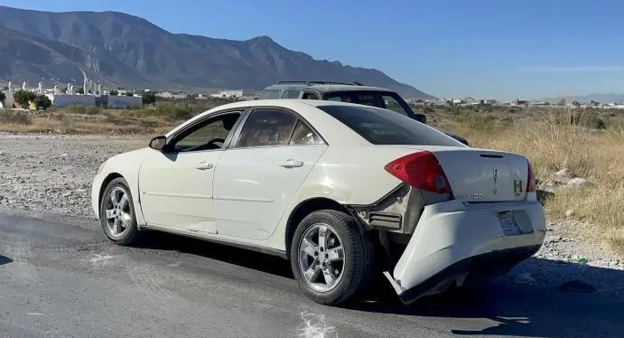 Provoca choque y deja herido a motociclista