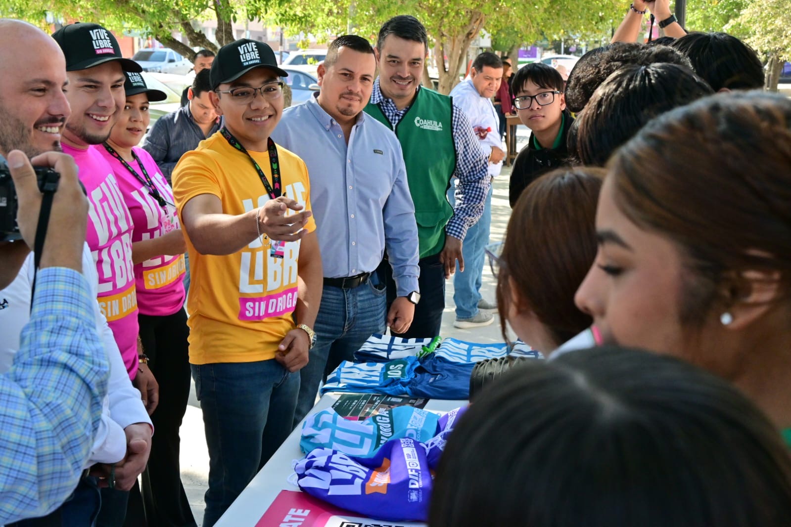 Beneficia Mercadito Mejora a familias de San Buena