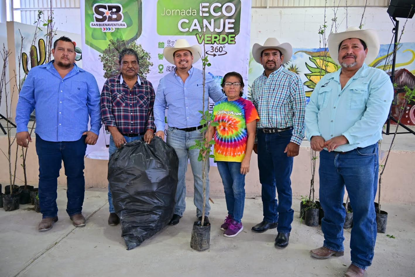 Participan en Eco-canje ejidos de San Buena