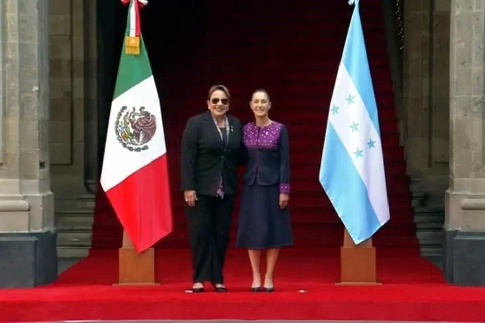 Se reúne Sheinbaum con Xiomara Castro en Palacio