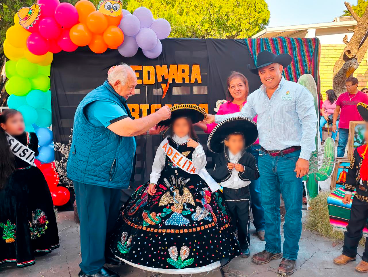 Chano Díaz impulsa la formación cívica en las escuelas de Sabinas