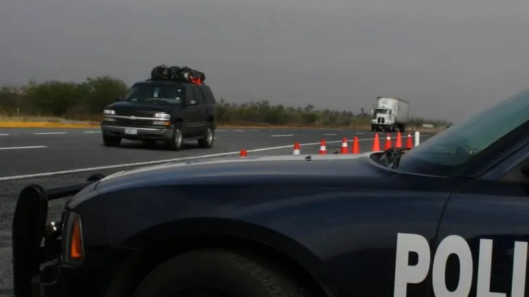 Emite EU alerta por asaltos en NL en Autopista a Laredo