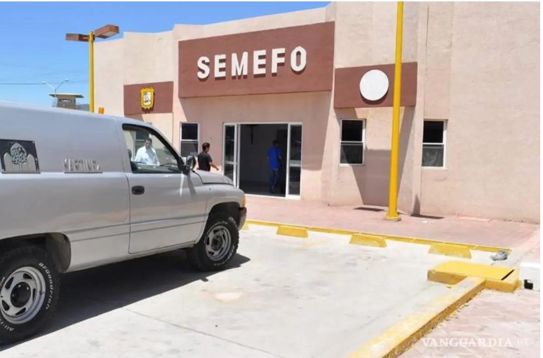 Fallece mecánico al interior de camioneta