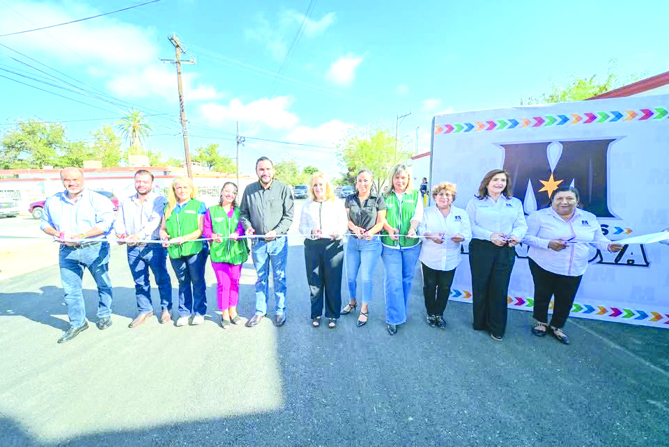 Entrega Villarreal obras de recarpeteo por 3 MDP
