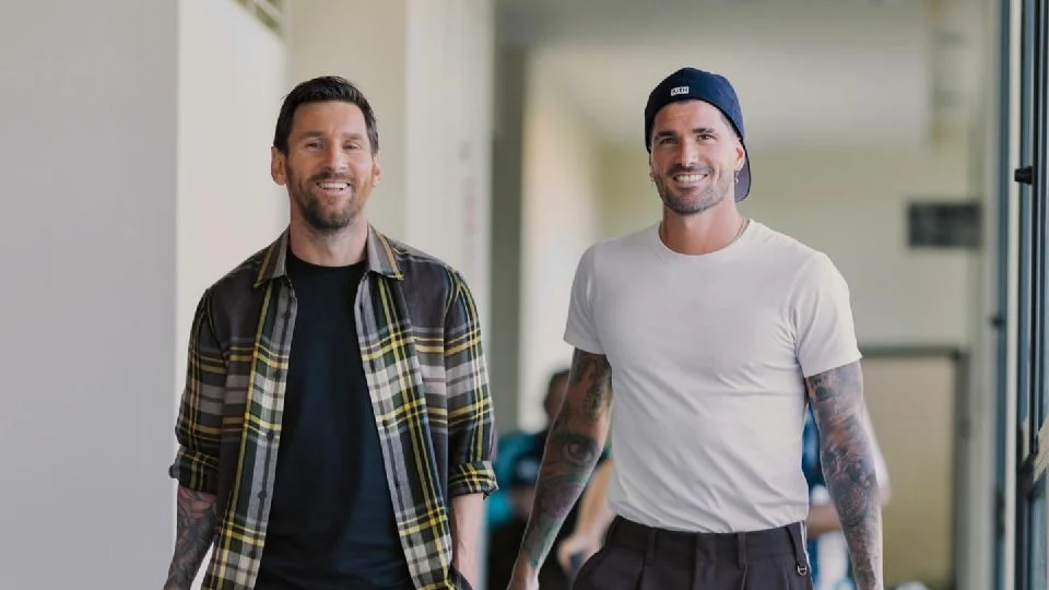 Messi asegura que él y su familia extrañan mucho vivir en Barcelona: “Hablamos de la idea de volver ahí»
