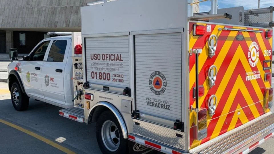 Se intoxican cuatro personas en una tienda «Waldo’s» de Veracruz tras accidente en planta de energía eléctrica