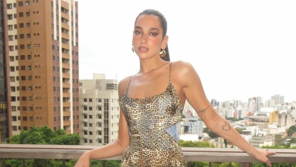 Dua Lipa no sólo vendrá a México para sus conciertos; abrirá una taquería en la CDMX