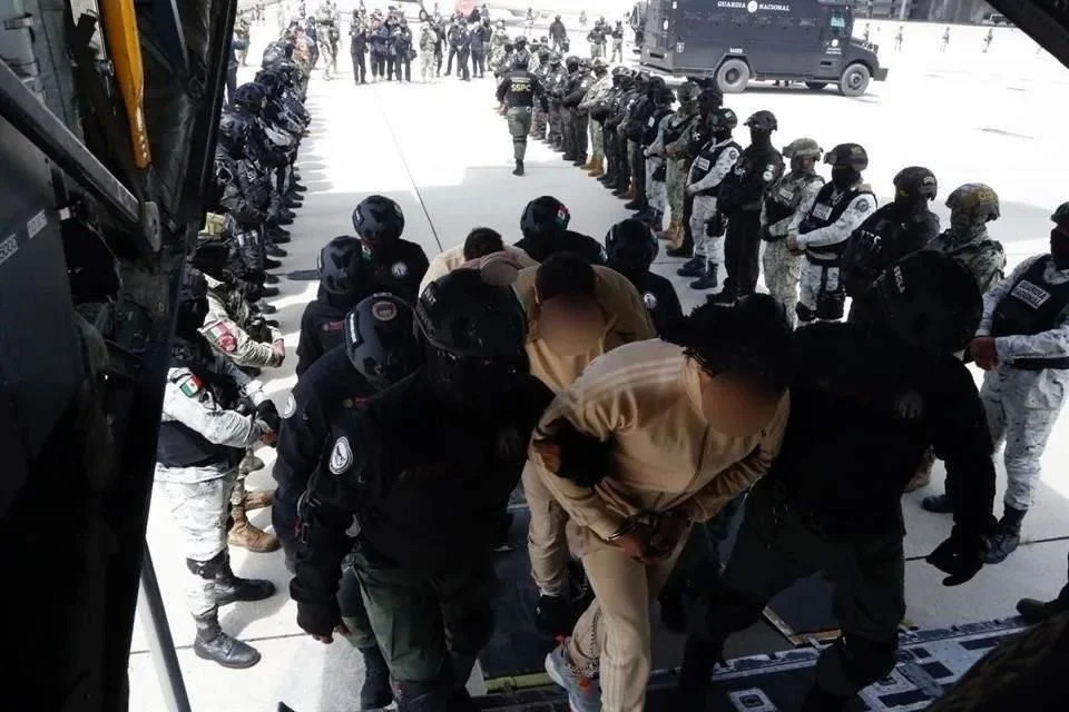 Negocian México y EU nuevo envío de narcos