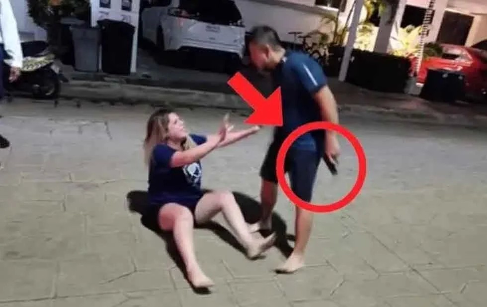 Exhiben a juez penal agrediendo a mujer
