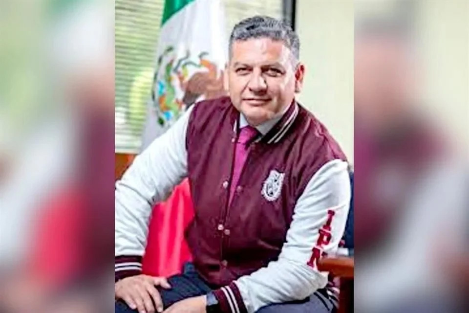 Suspende IPN a directivo exhibido por hacer transas