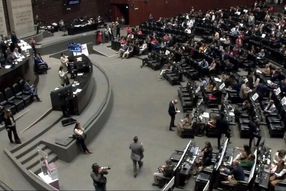 Avalan Diputados en lo general prohibición de uso de vapeadores