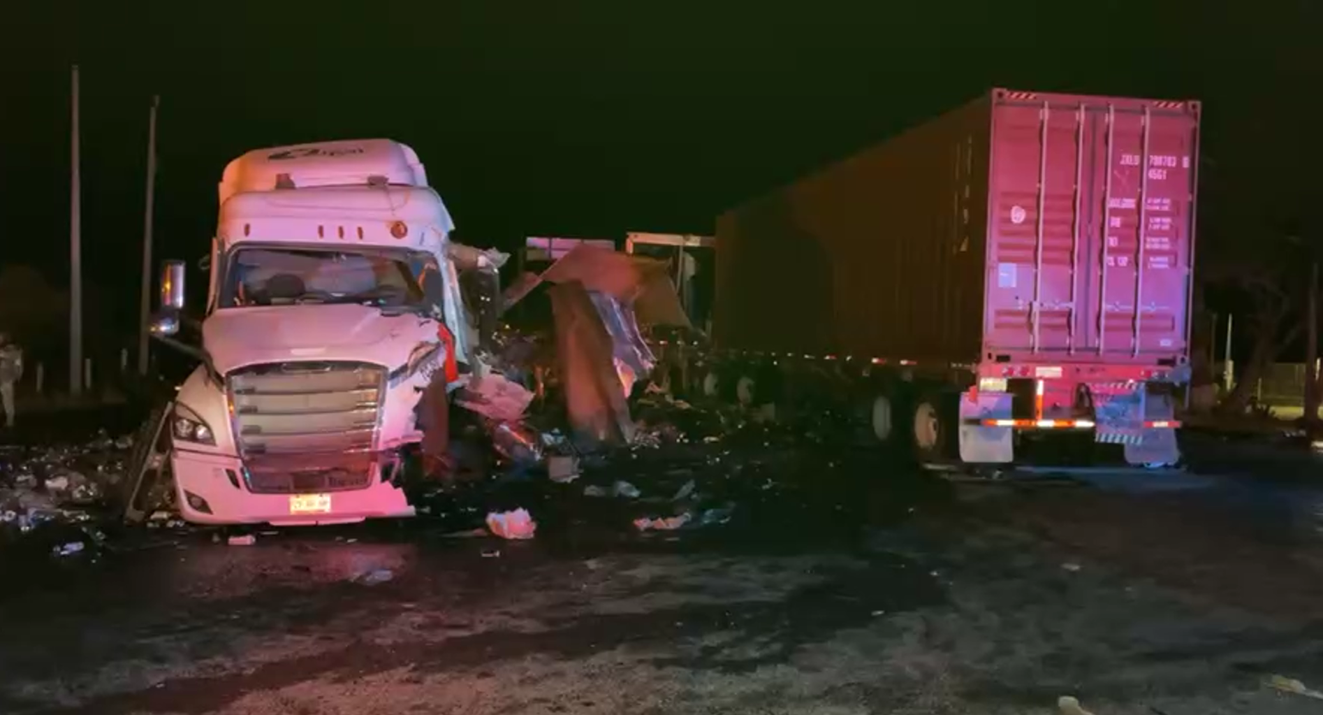 Un trailero muerto y otro lesionado en accidente