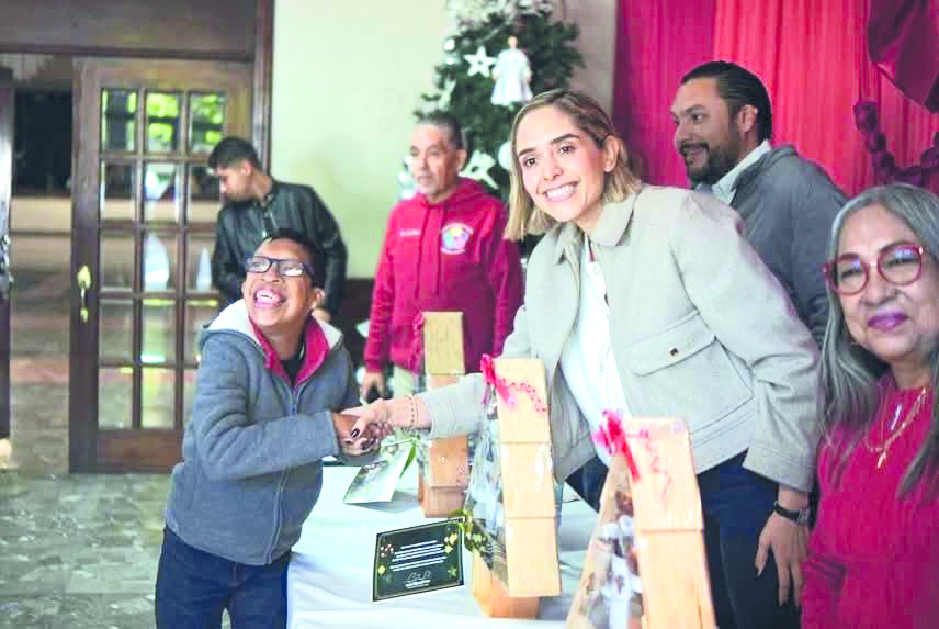 Fortalece Carlos Villarreal los programas de inclusión