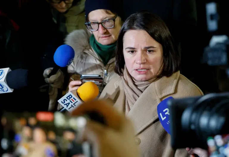 Bielorrusia libera al nobel de la paz Ales Bialiatski y a la líder opositora Kolesnikova