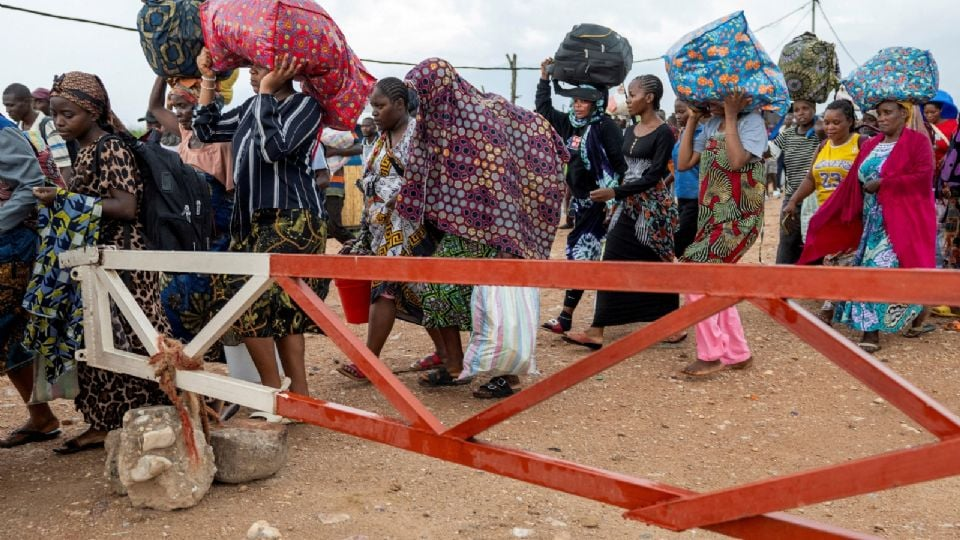 Van más de 100 mil niños desplazados en diciembre por el recrudecimiento del conflicto en el Congo: Unicef