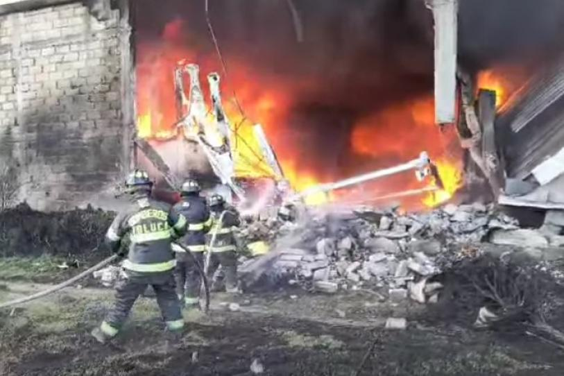 (VIDEO) Se desploma avioneta en inmediaciones del Aeropuerto de Toluca