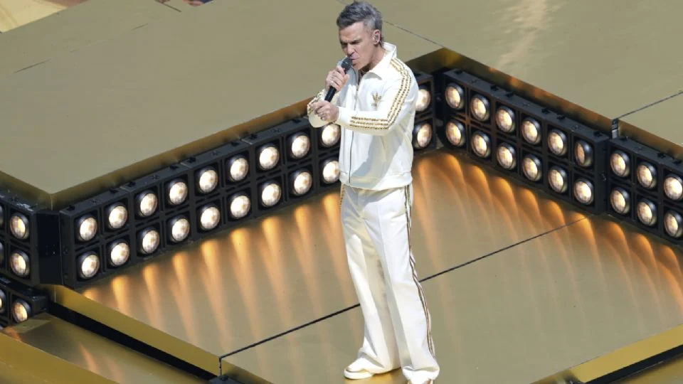 Robbie Williams y Andrea Bocelli, entre los artistas que protagonizarán la gala del sorteo del Mundial 2026 este viernes en Washington