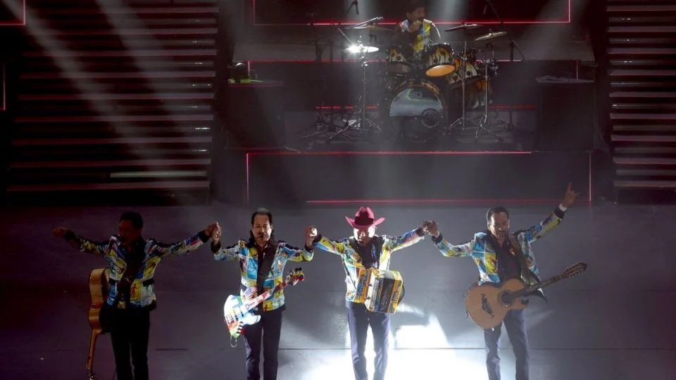 «Qué momento para estar vivo»: fans de Los Tigres del Norte celebran que la banda estará en «Los Simpsons»