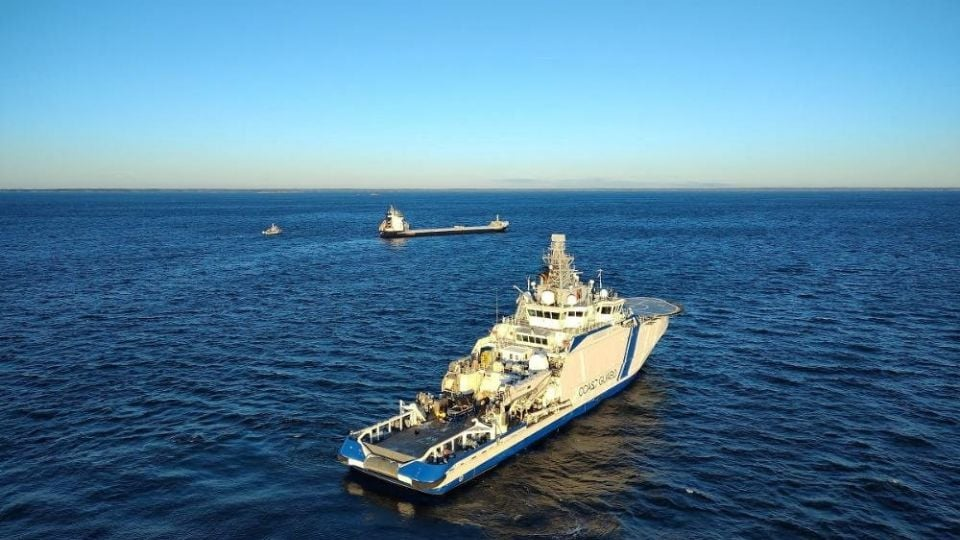 Buque sospechoso de romper un cable submarino en Finlandia provenía de Rusia y se dirigía a Israel