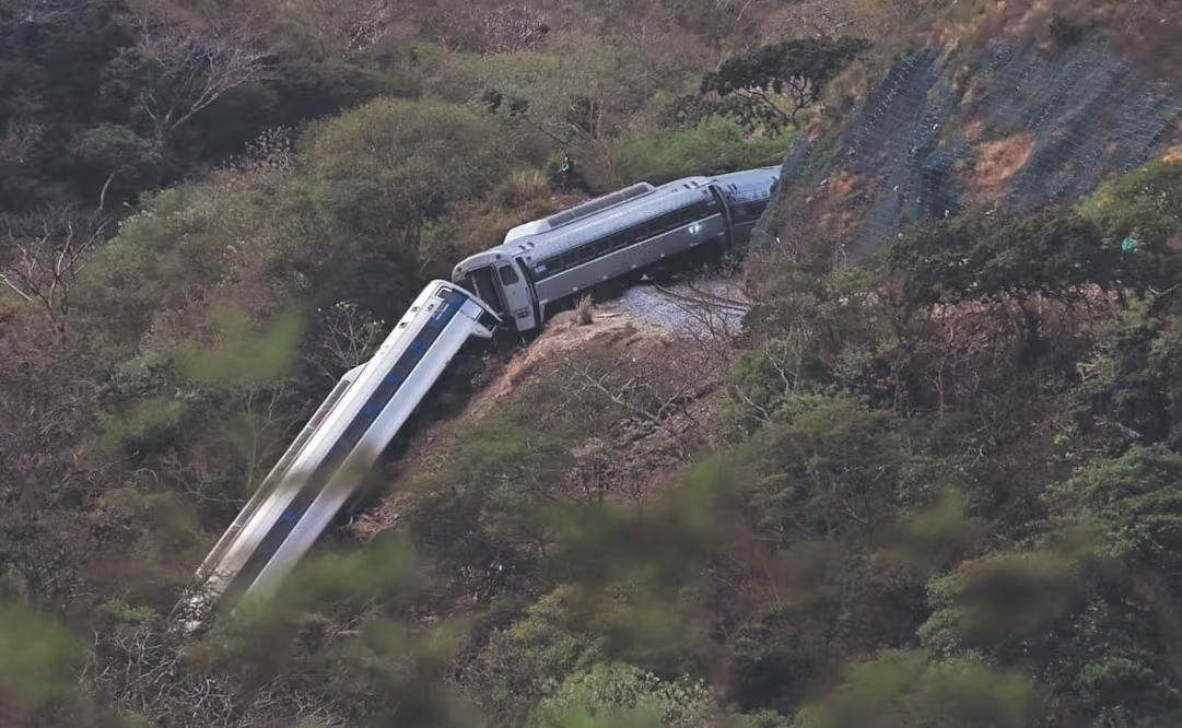 Dan de alta a seis lesionados del descarrilamiento del Tren Interoceánico del IMSS Bienestar; ocho más son atendidos por especialistas