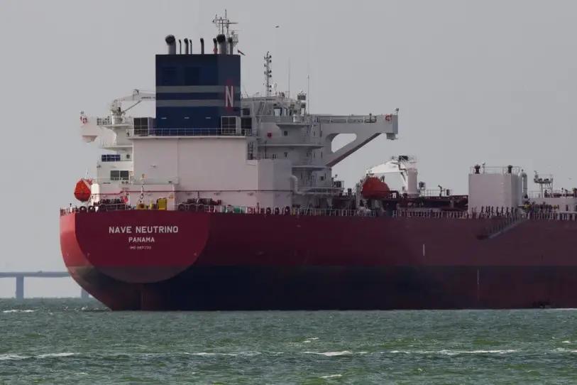 Lanza México un salvavidas petrolero a Cuba