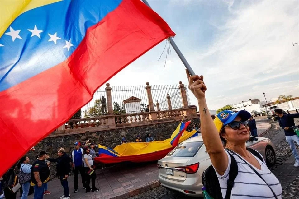 Suman 18 presos políticos excarcelados en Venezuela