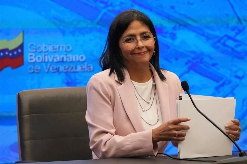 «Aquí no mandan extranjeros»: Delcy Rodríguez desafía a Trump