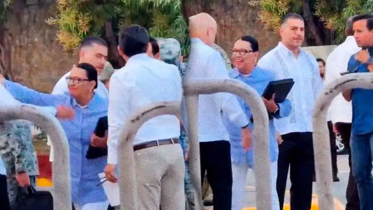 Desaira Rosa Icela Rodríguez a Harfuch durante gira federal