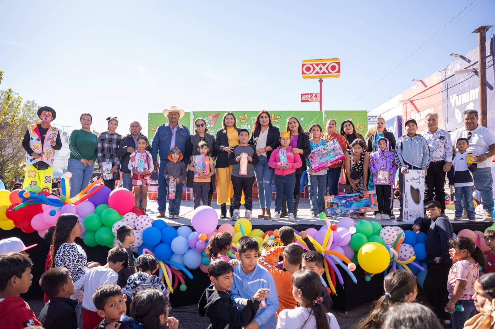 CASTAÑOS CELEBRA DÍA DE REYES CON ALEGRÍA Y EN UNIÓN FAMILIAR