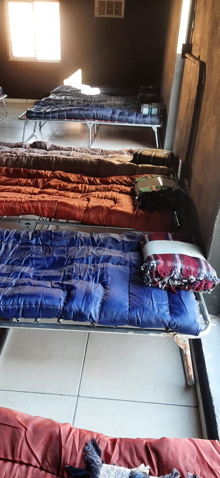 Mantiene Leija atención por temperatura baja