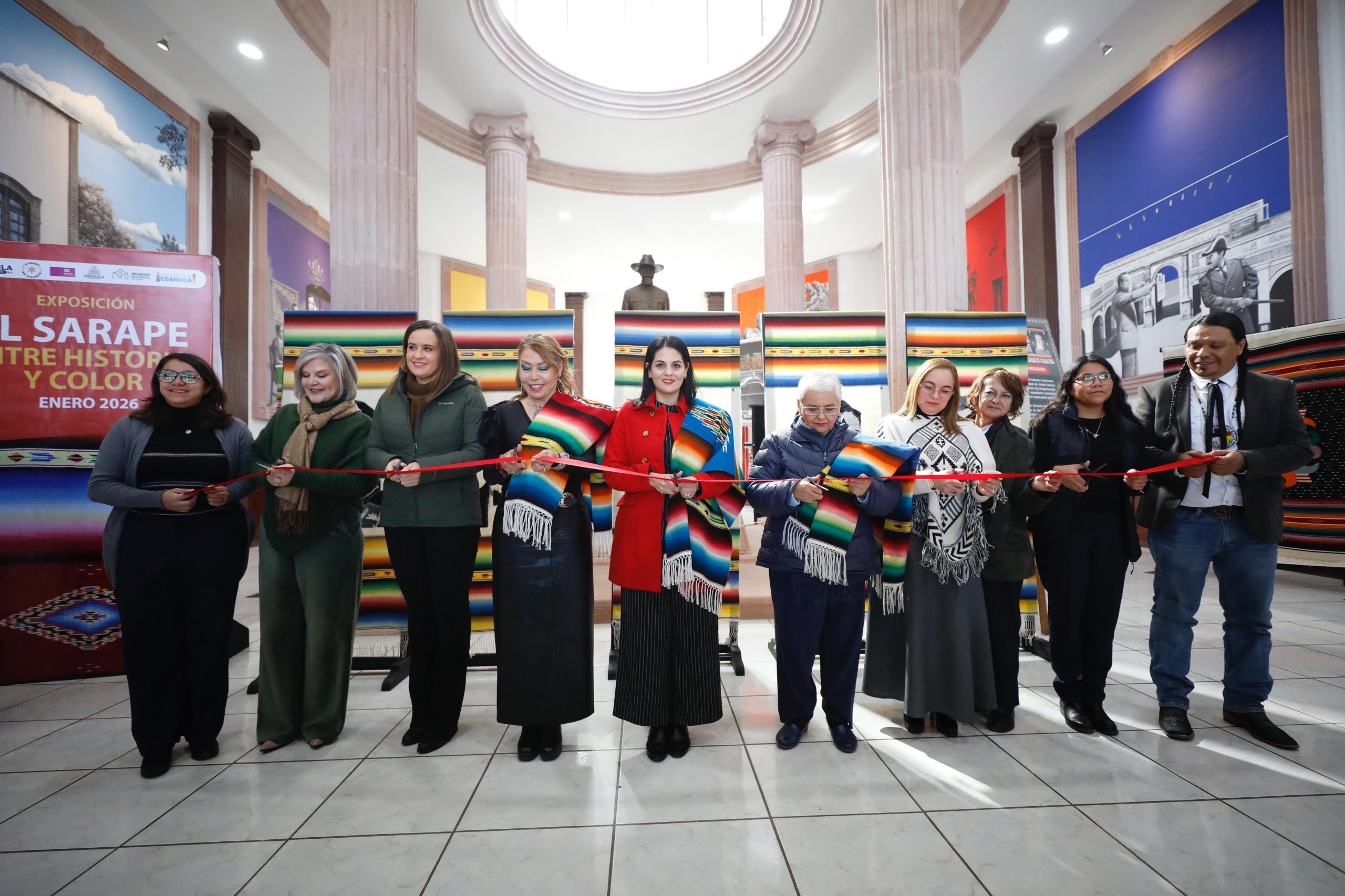 Inauguran en Congreso la expo “El Sarape: entre historia y color”