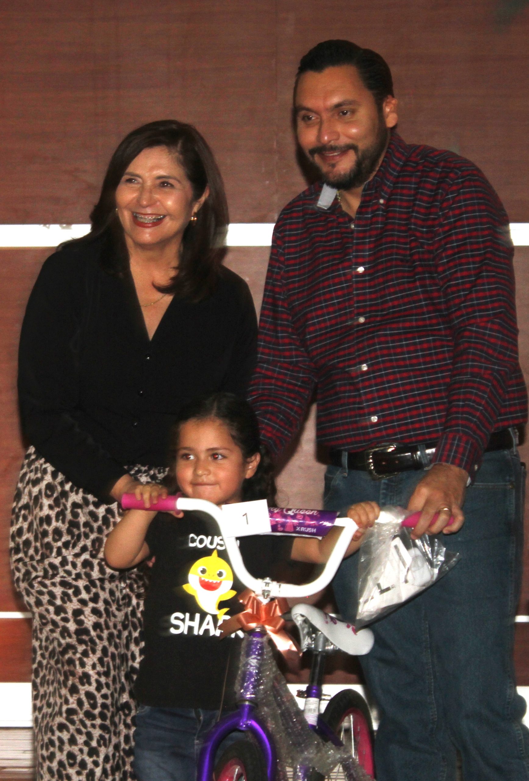 Celebra Carlos Día de Reyes con las familias