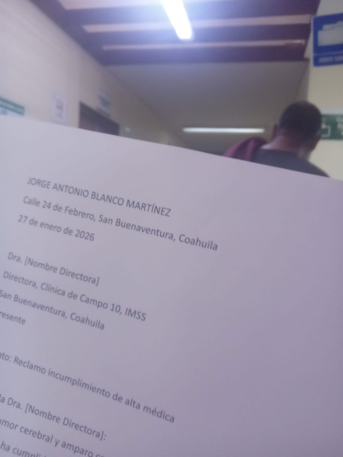 Amenaza con huelga de hambre paciente IMSS