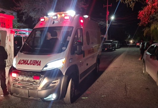 Intenta adolescente acabar con su vida
