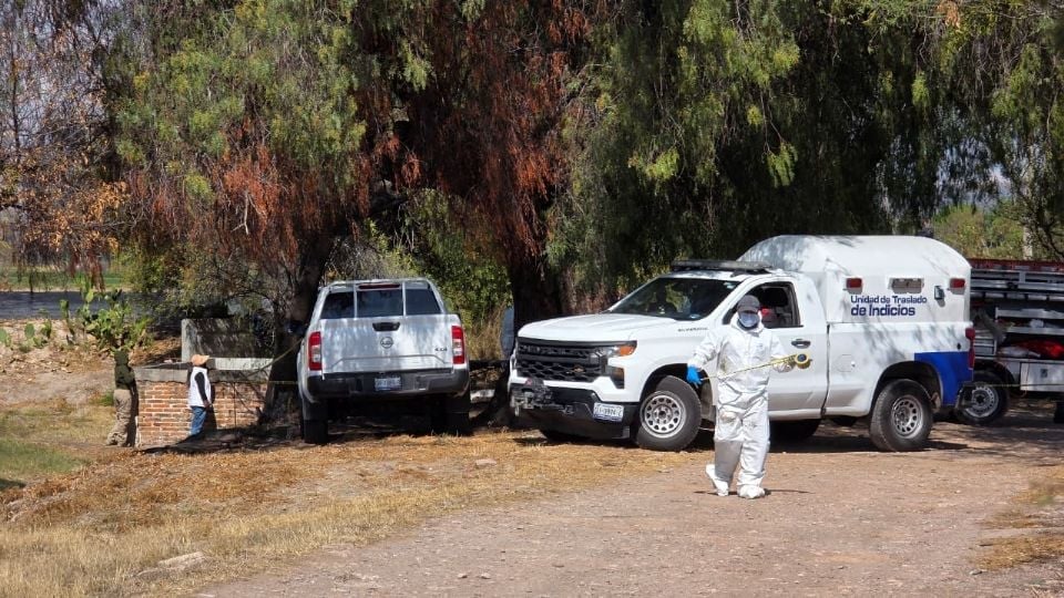 Suman 25 cuerpos localizados en fosa ubicada donde detuvieron a los autores de la masacre de Salamanca