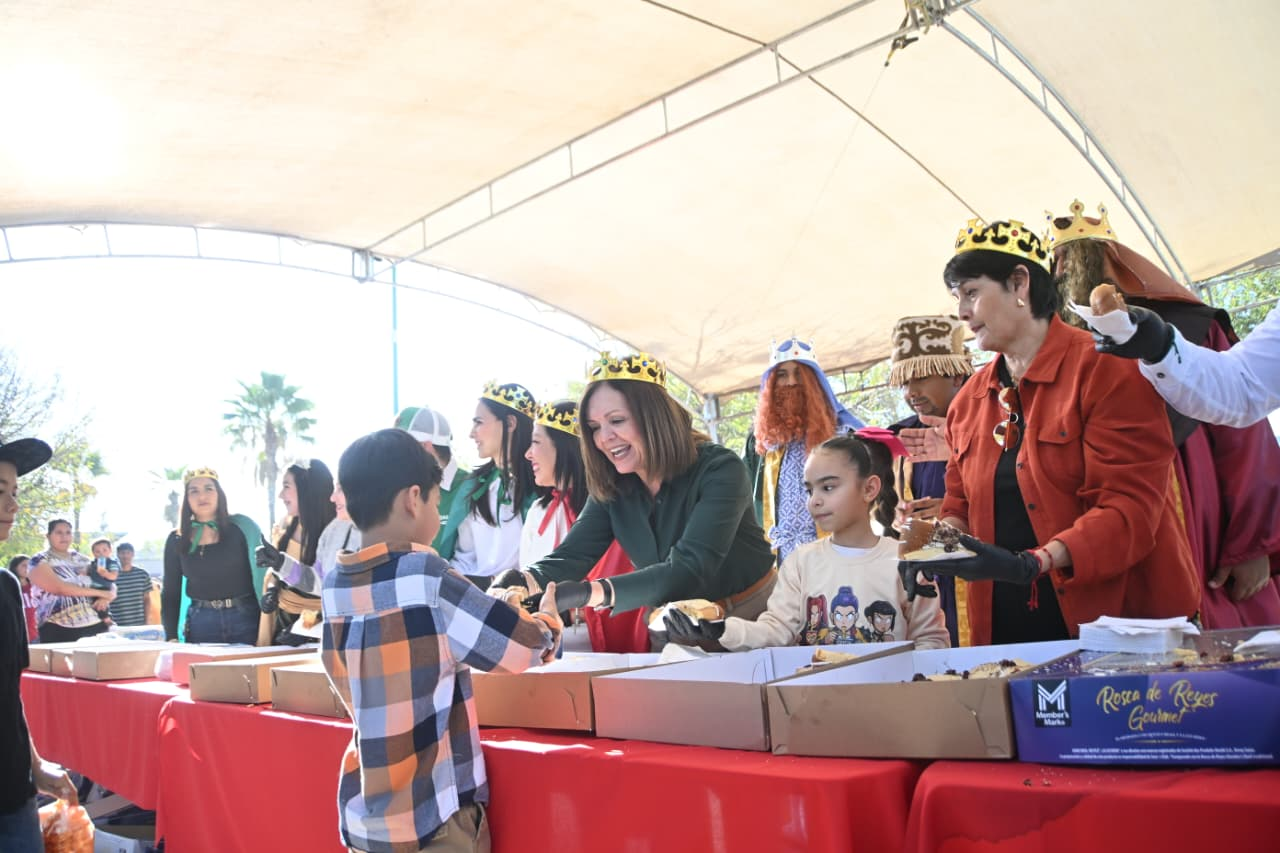 Frontera celebra el Día de Reyes con un festejo lleno de alegría y convivencia