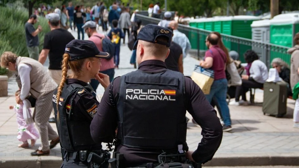 Europa desarticula red de tráfico de drogas ligada a México: ocultaba m*tanfetamina en importación de mármol