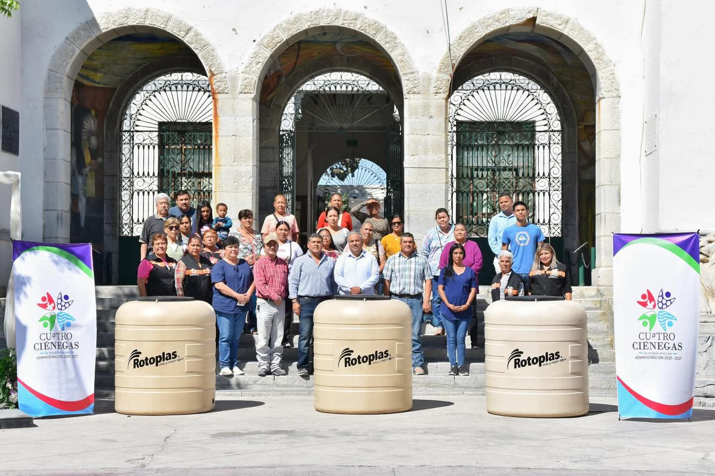 Impulsa Gobierno de Cuatro Ciénegas apoyos para mejorar la vivienda familiar