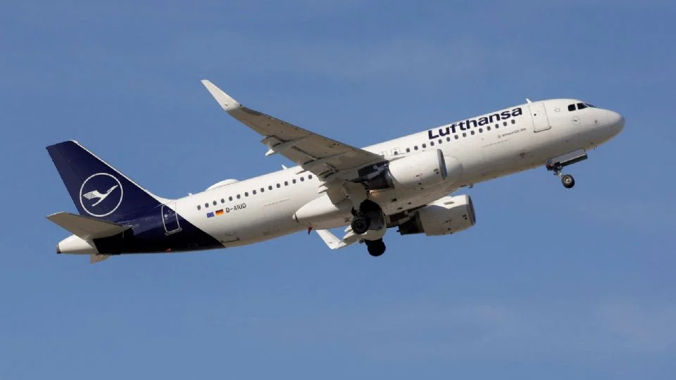 Aerolíneas europeas evitan volar sobre Irán e Irak en medio de tensiones con EU