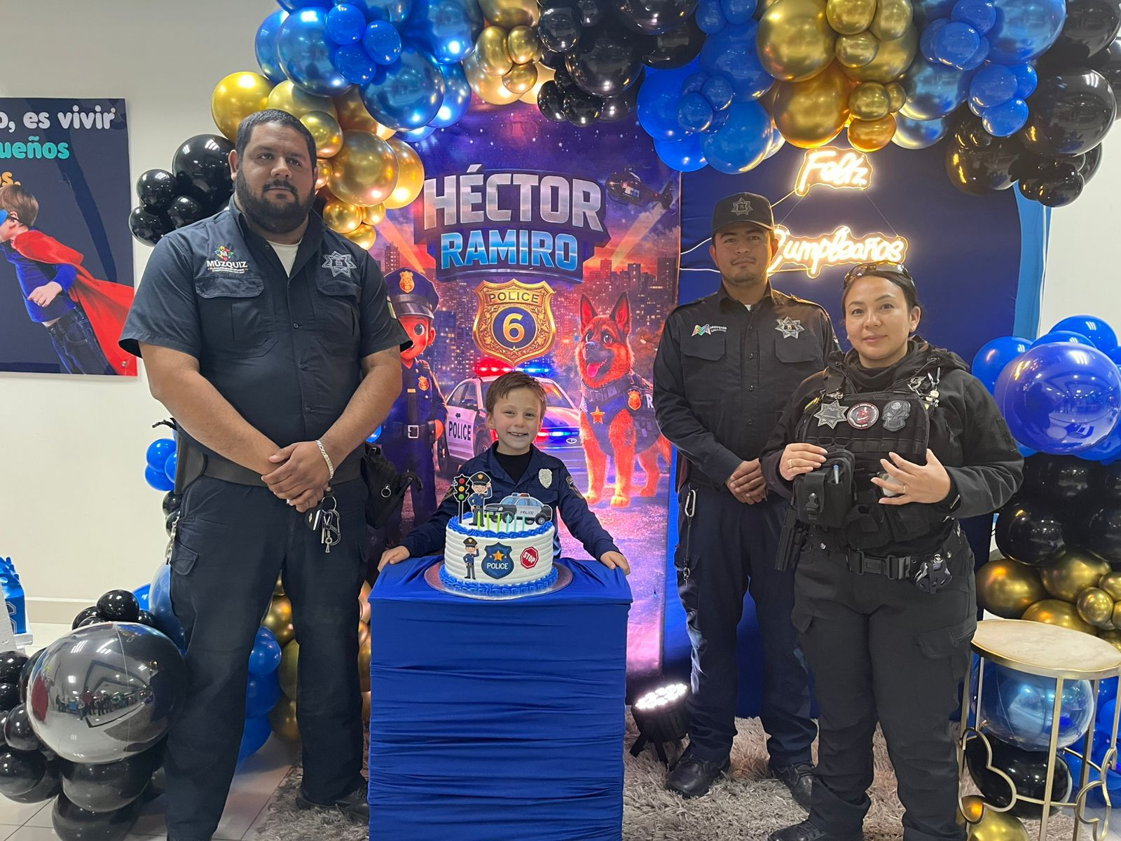 Con acciones de proximidad social, Seguridad Pública cumple sueño a niño de Múzquiz
