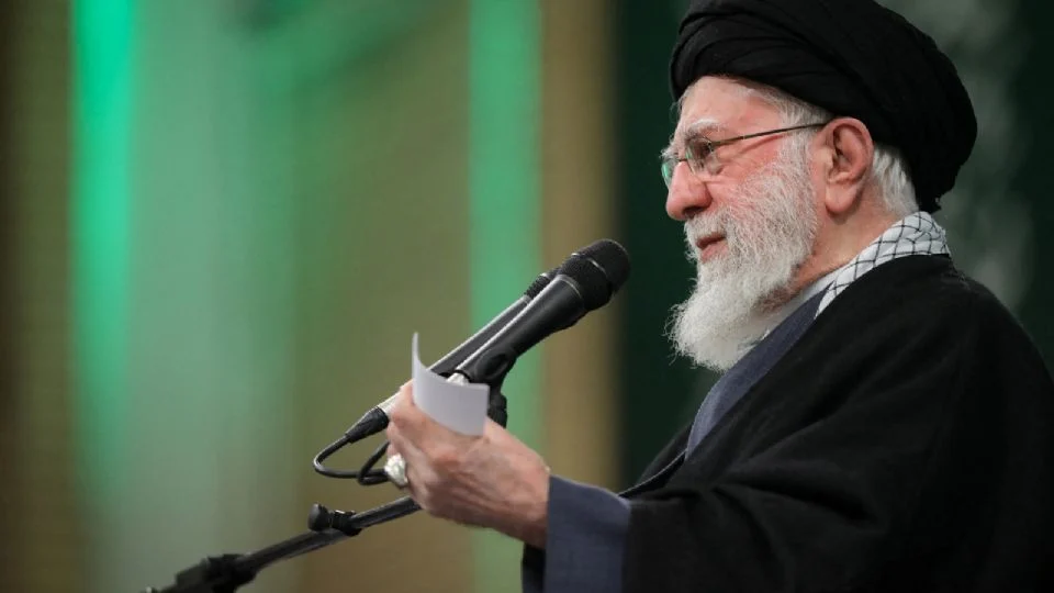 «Consideramos criminal a Trump»: líder supremo de Irán culpa a EU por las víctimas y daños durante las protestas