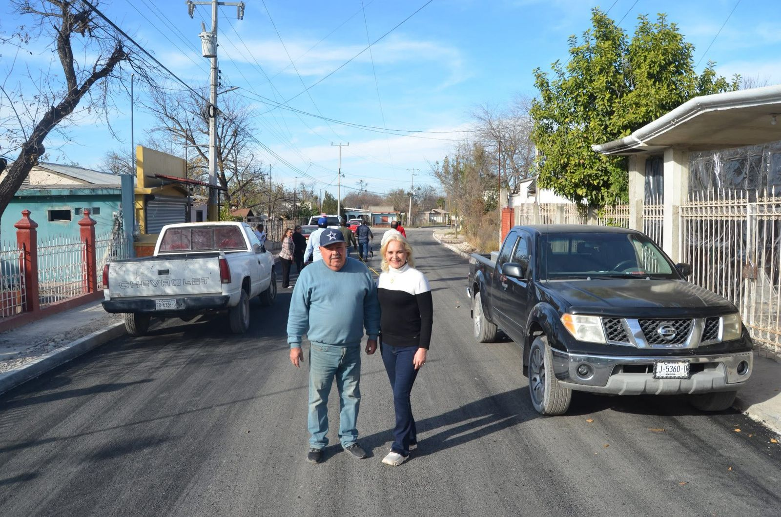 CONCLUYE LAURA JIMÉNEZ JORNADA DE TRABAJO EN VILLA DE PALAÚ CON LA ENTREGA DE TRES CALLES PAVIMENTADAS