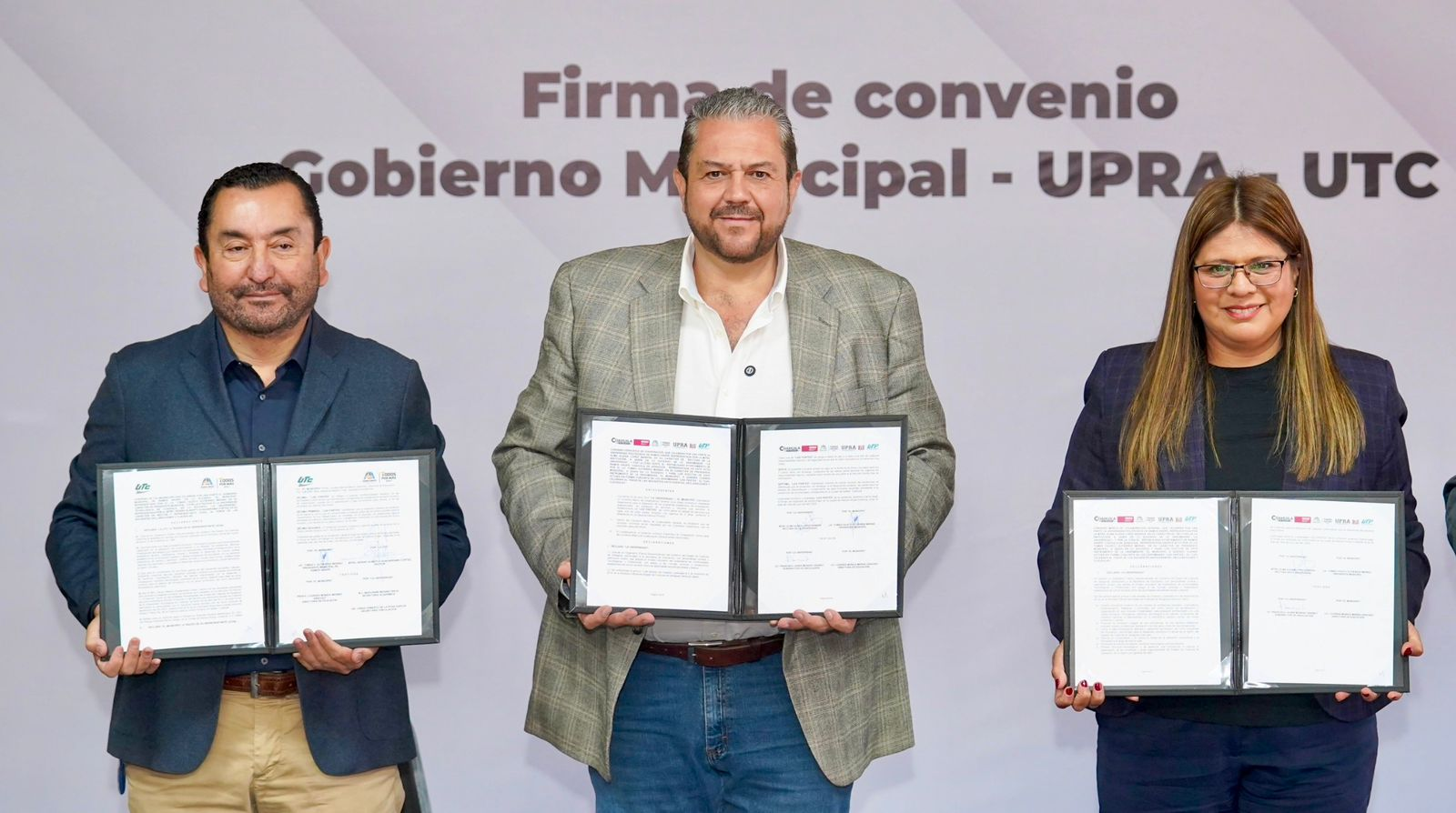 Consolida gobierno de Tomás alianzas con UPRA y UTC; beneficiará a empleados