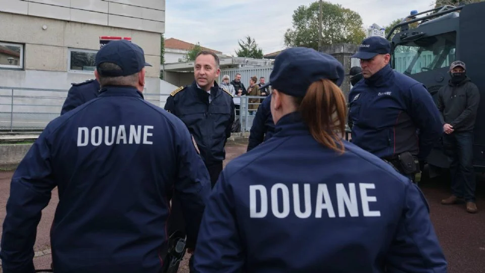 Operativo masivo: caen más de 100 personas en España por narc*tráfico en lanchas desde Sudamérica