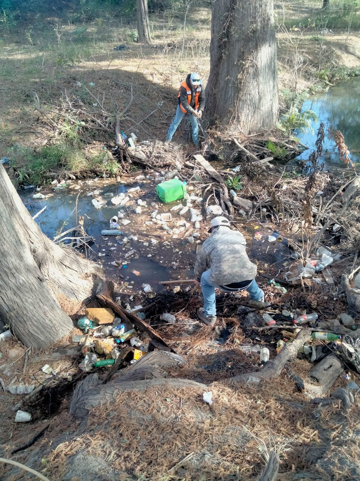 Laura Jiménez refuerza acciones de limpieza en arroyos del municipio